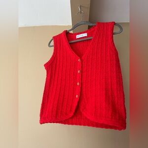 Petal + Pup knitted vest 🌹